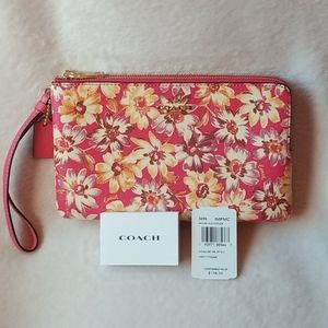 NWT Coach Wrist Wallet